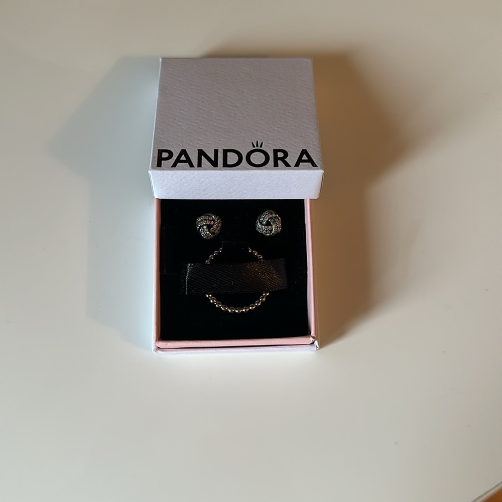 Pandora ring and earring set